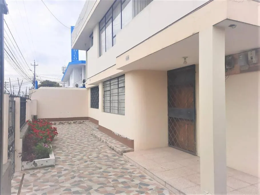 Hermoso Departamento Con Todas Las Comodidades. Latacunga 0*,